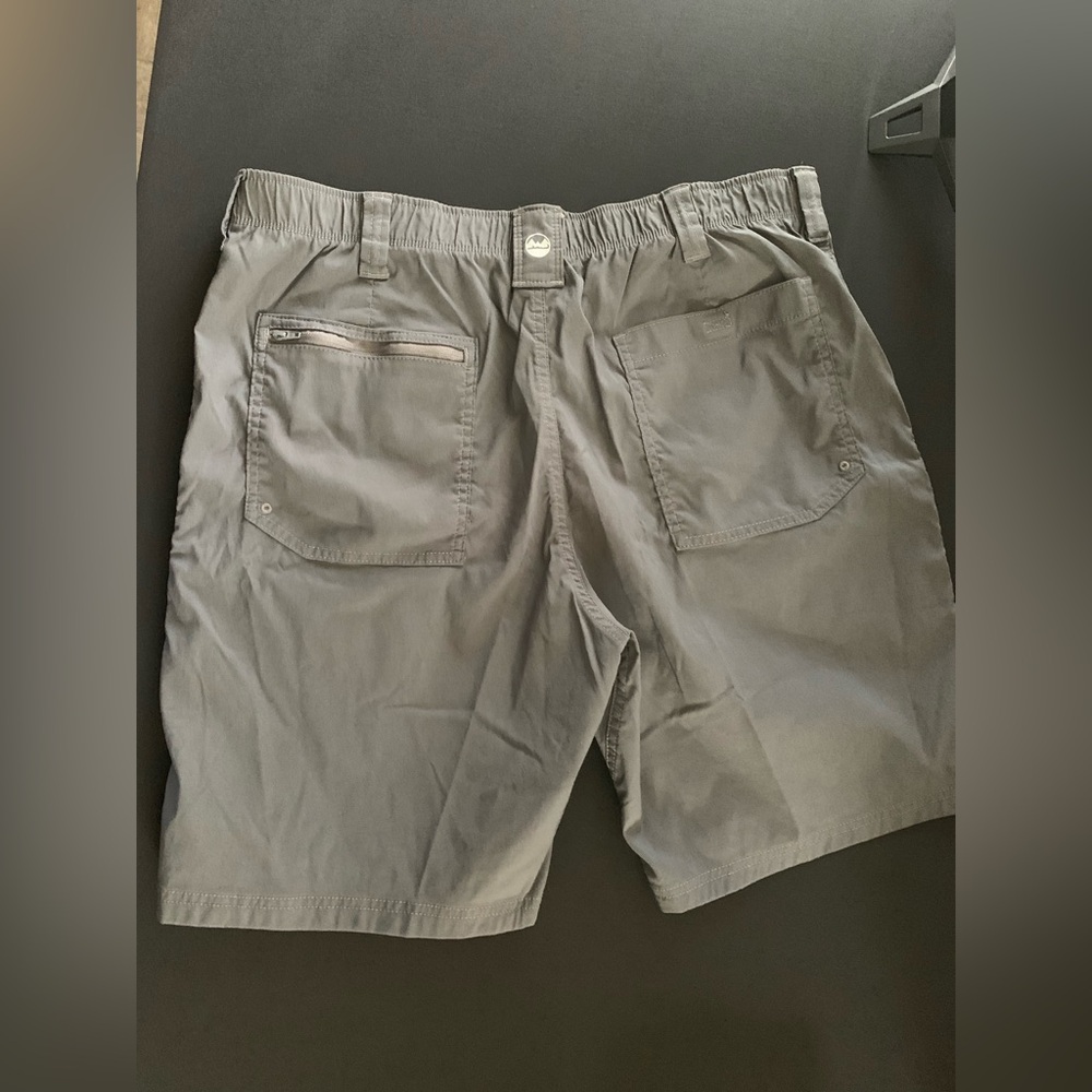 Wrangler Casual Gray  Pull-On Shorts with Logo Button - Picture 5 of 8